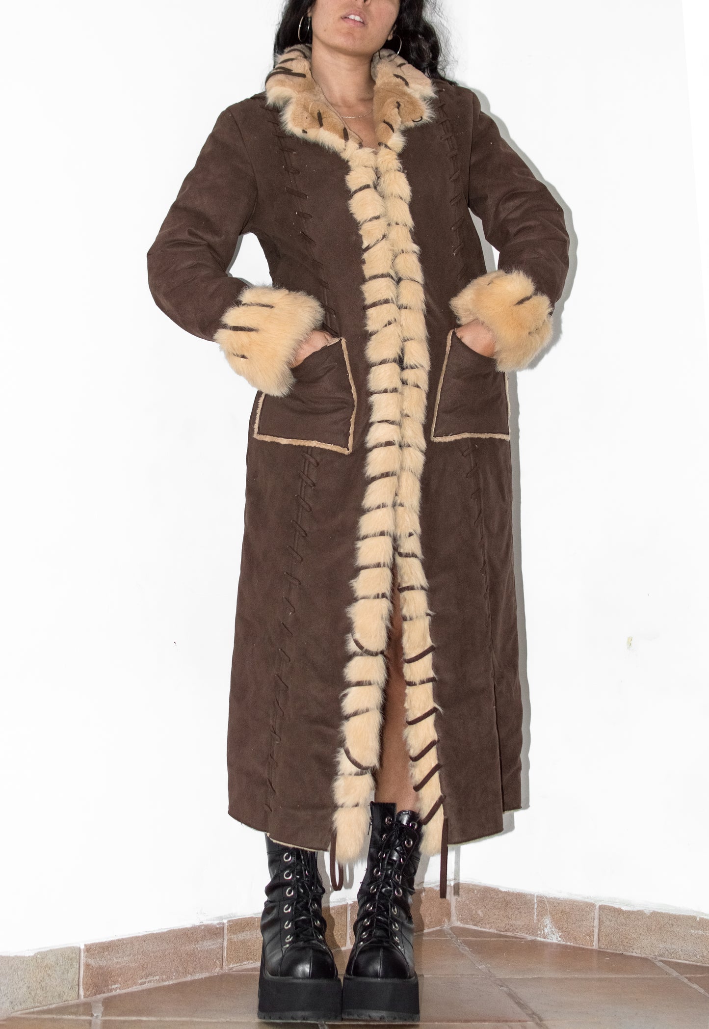 Vintage Long Fur Trim Coat in Brown