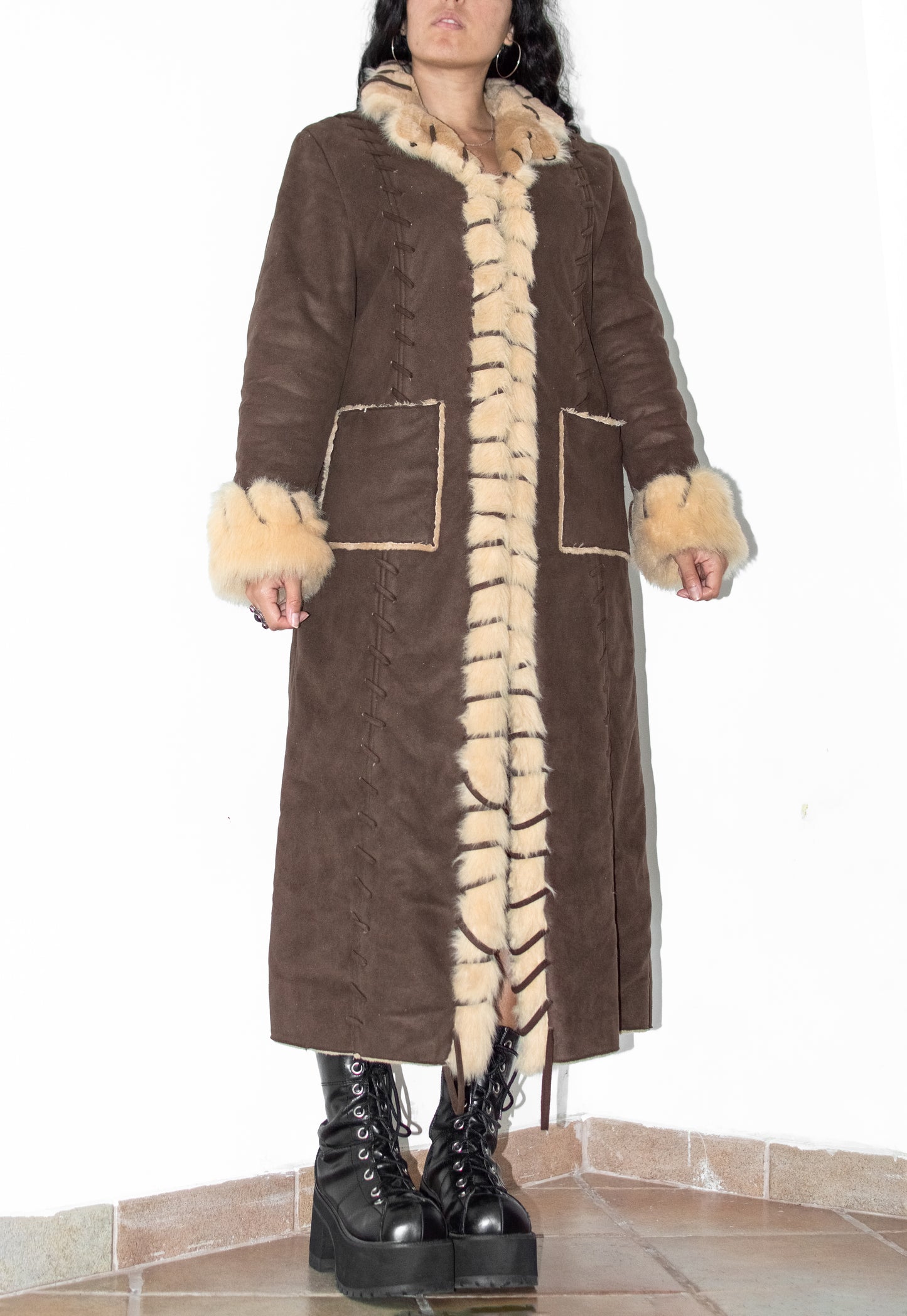 Vintage Long Fur Trim Coat in Brown