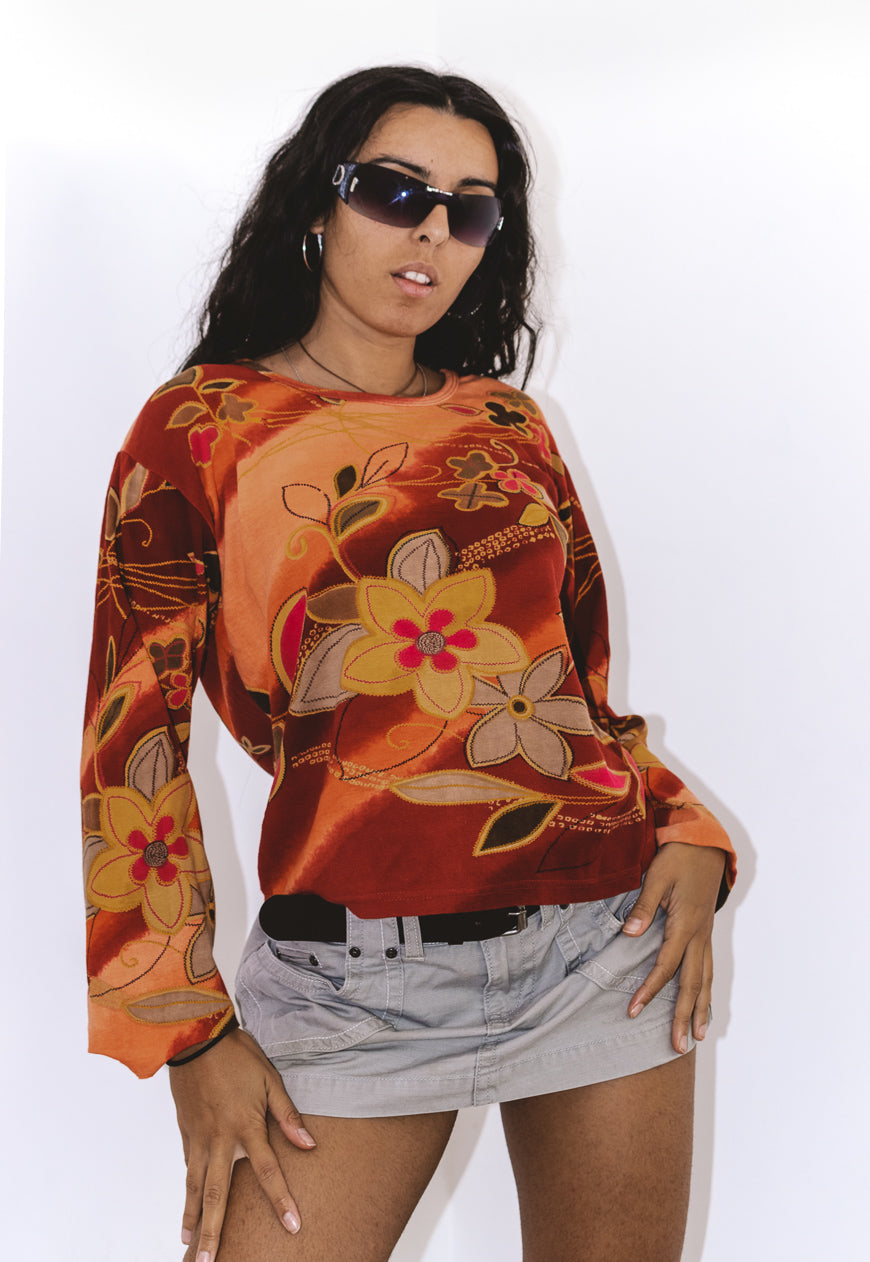 Vintage Long Sleeves Graphic Floral Tshirt